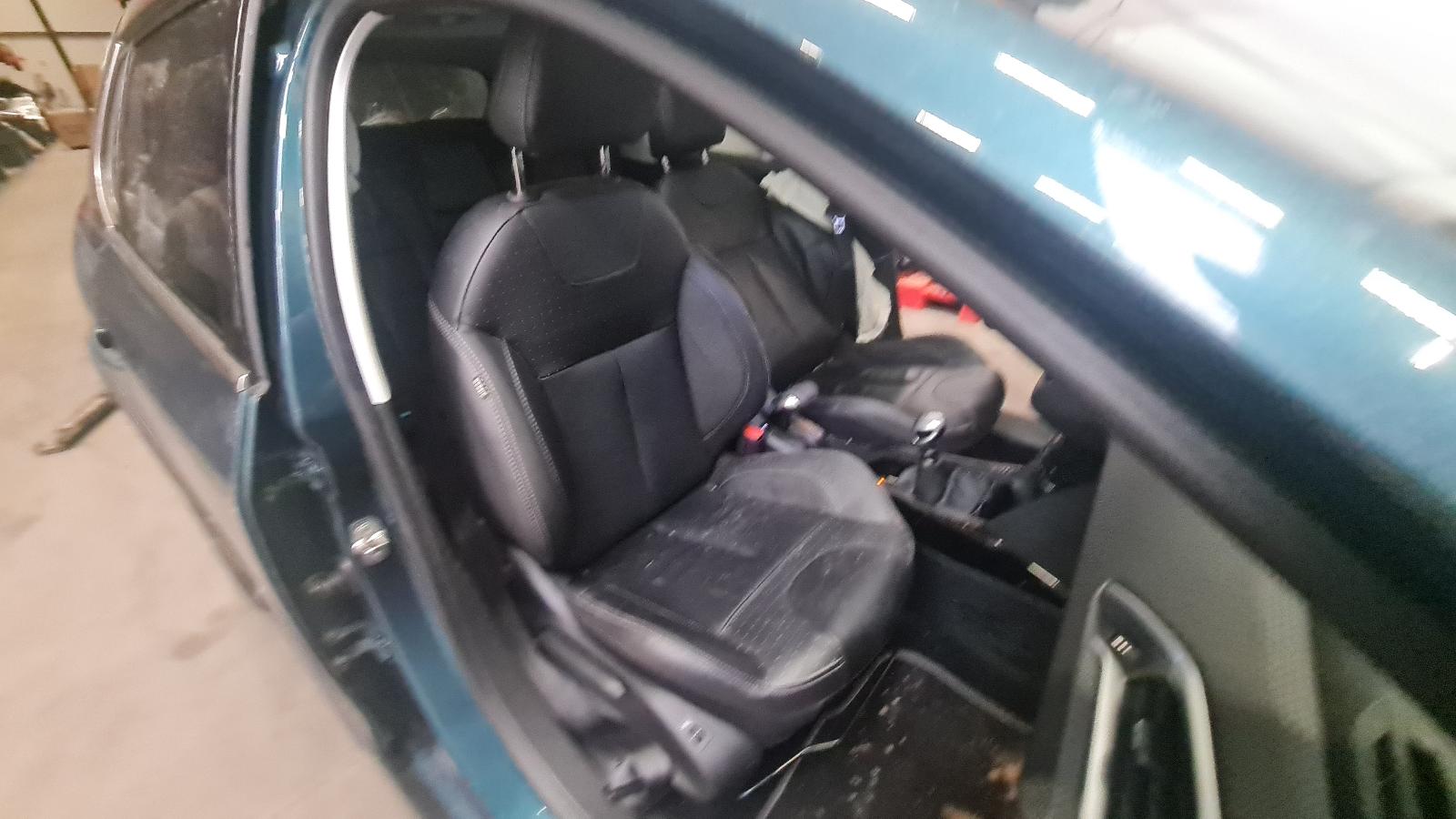 PEUGEOT 2008 2008 (A94F) CROSS OVER