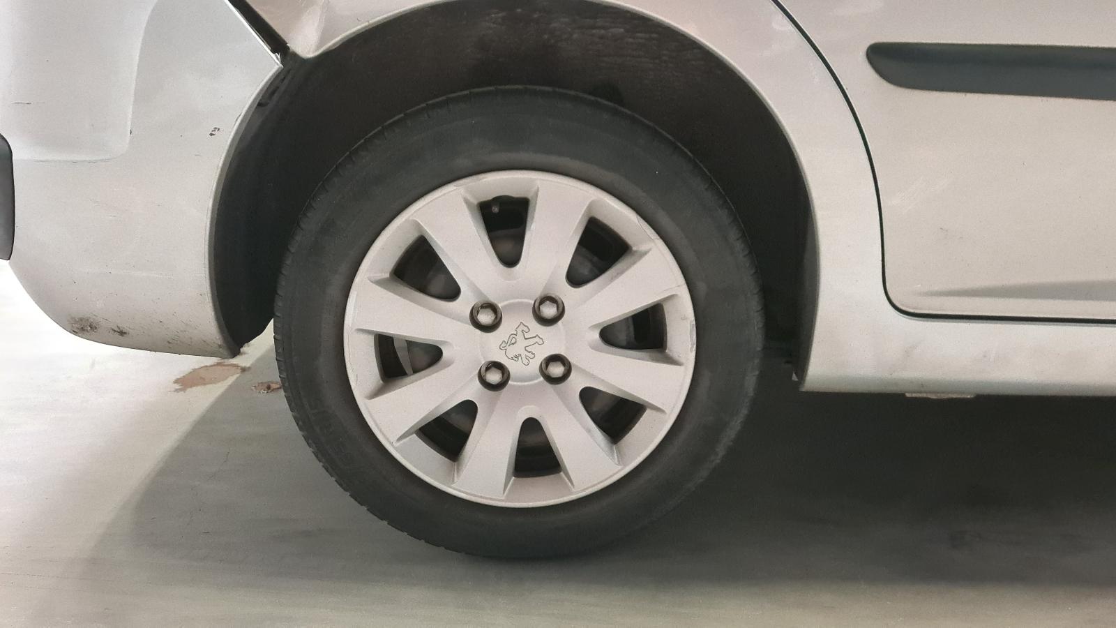 PEUGEOT 207 5DRS BREAK