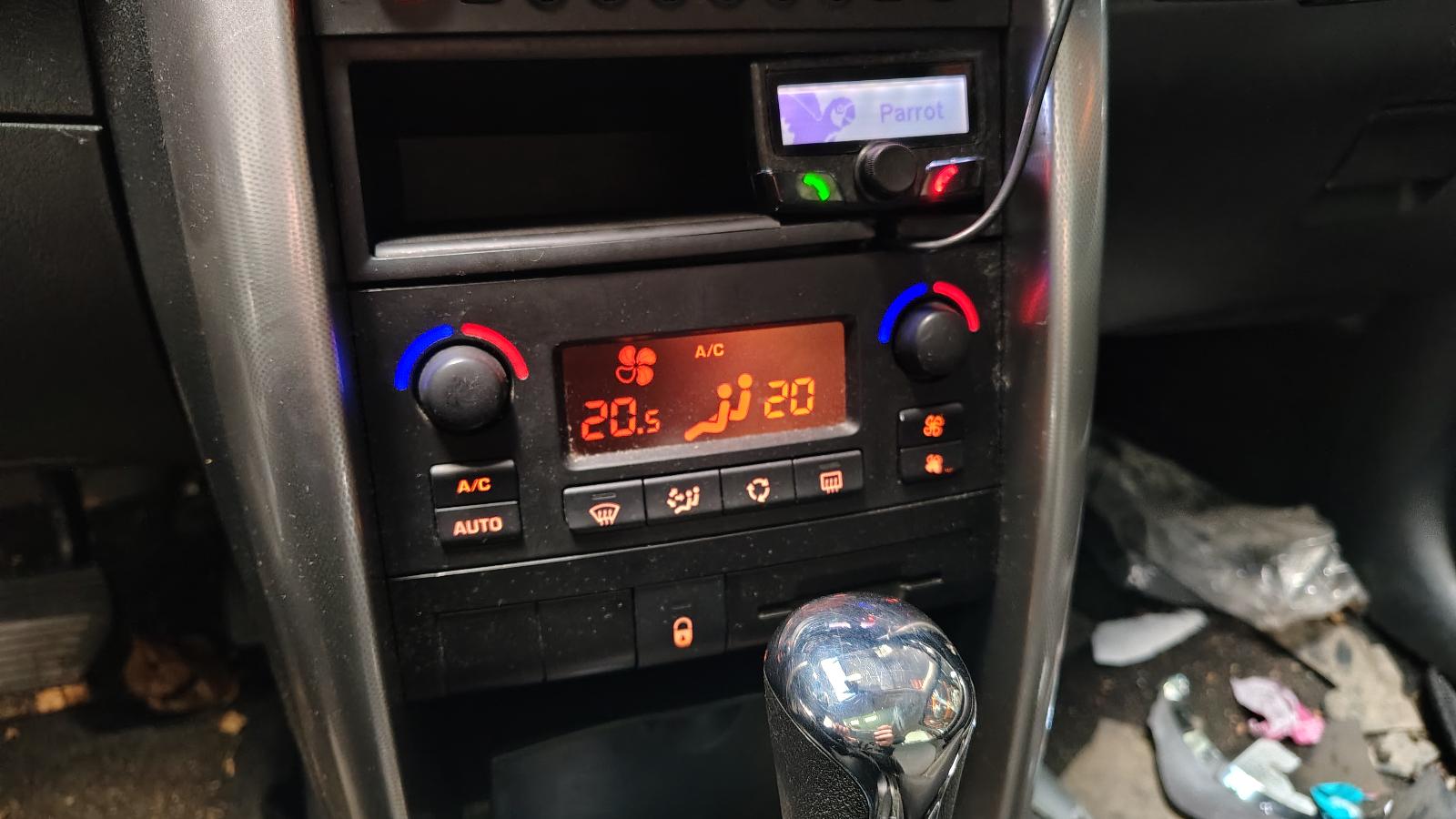 PEUGEOT 207 SEDAN 207 3DRS