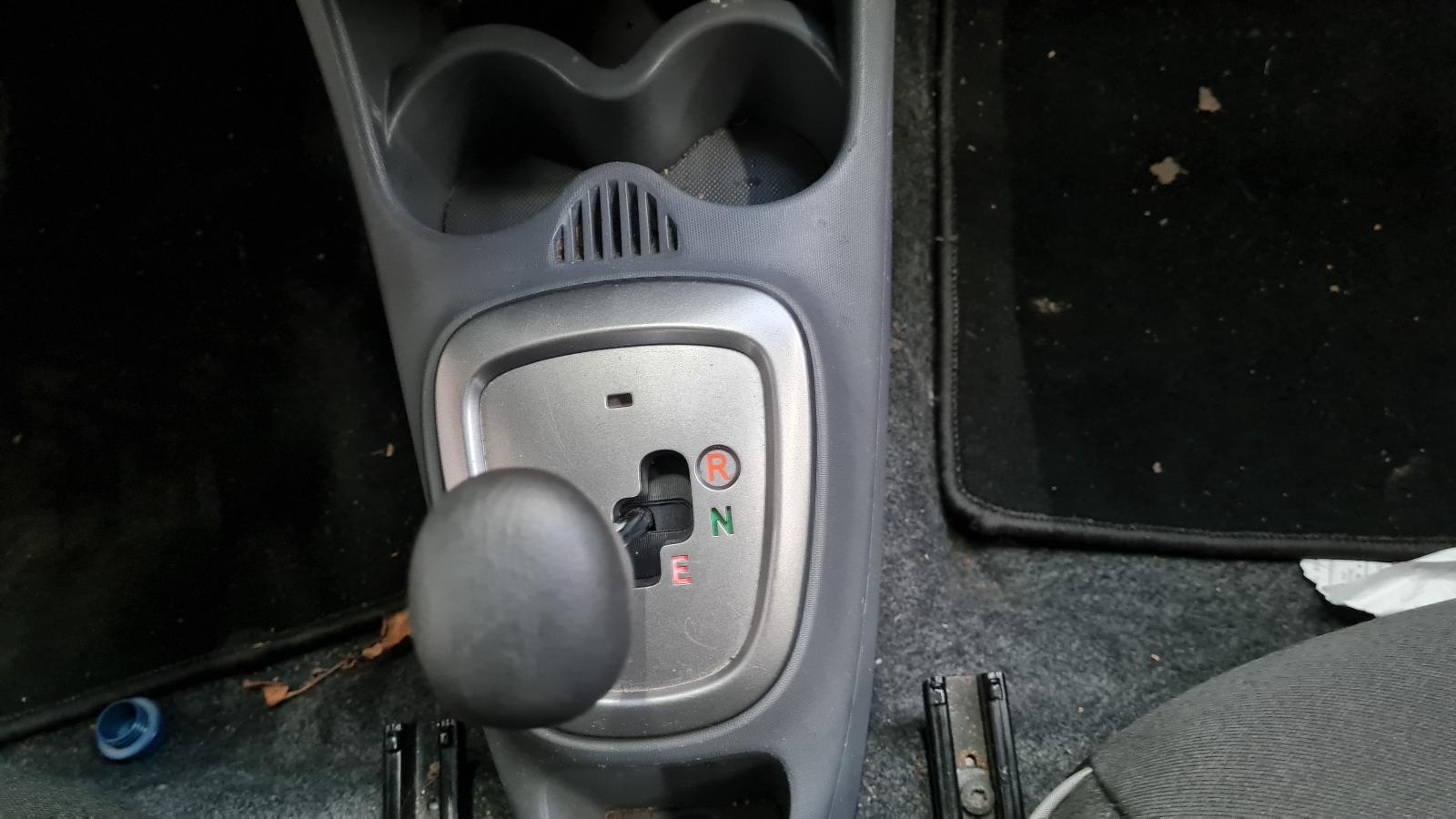 PEUGEOT 107 SEDAN 5DRS