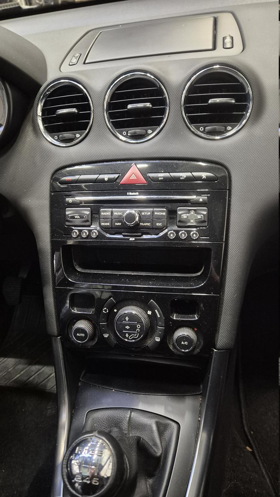 PEUGEOT 308 308 (T7) 5DRS SEDAN