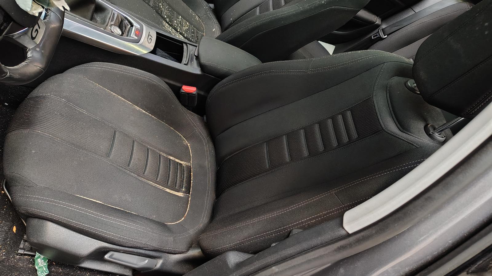 PEUGEOT 308 (T9) 5 DRS SEDAN (T9)