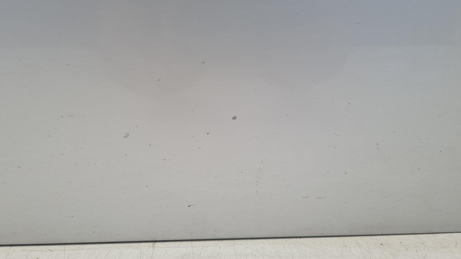 KTB GRIJS A2 DIVERSE LICHTE BESCHADIGINGEN ZOALS STEENSLAG EN LICHTE KRASSEN 9004W9 RP 1612539780 MET RAAM MET ELEKTRISCH RAAMMECHANIEK