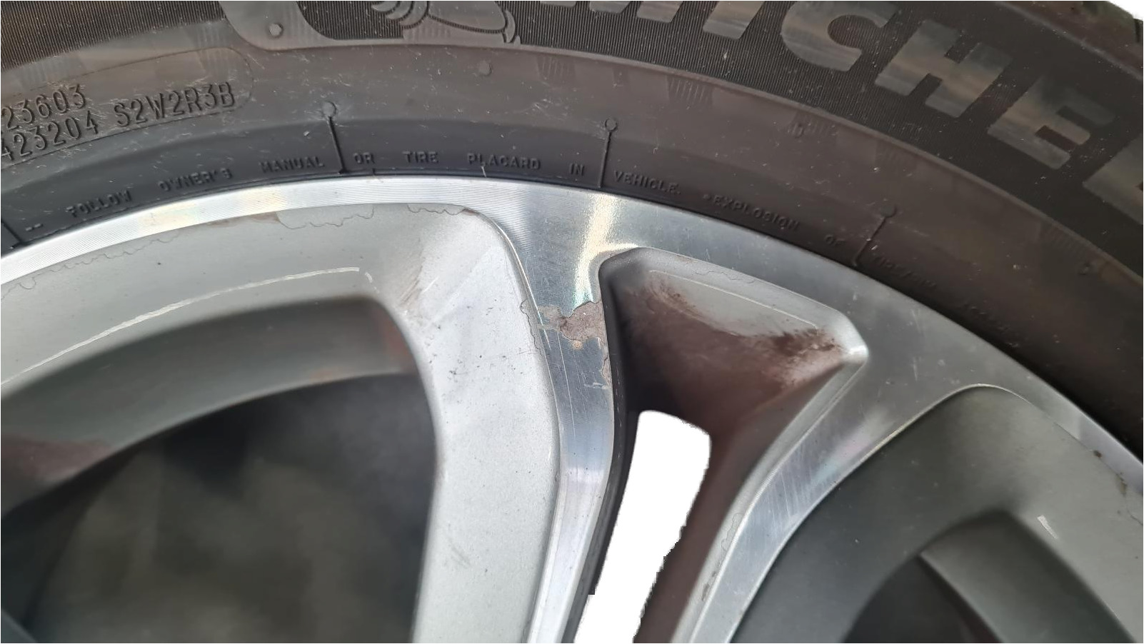 STOEPRANDSCHADE 4XSETPRIJS VELGEN 96737736VX MET BANDEN 195 55 16 MICHELIN E PRIMACY 195/55 R16 91H 2X 3.5MM 2X 5.5MM
