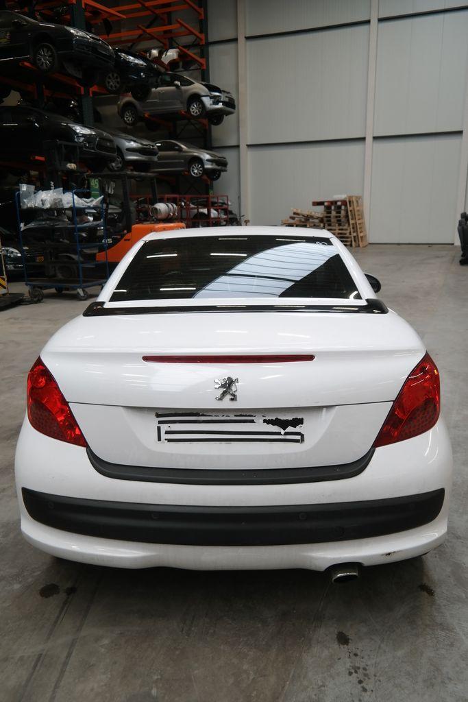 PEUGEOT 207 CC