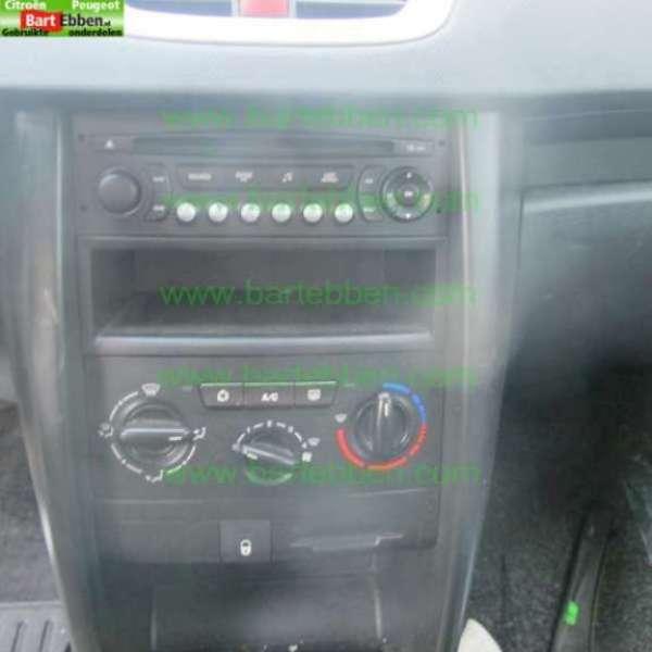PEUGEOT 207 1.6 HDI