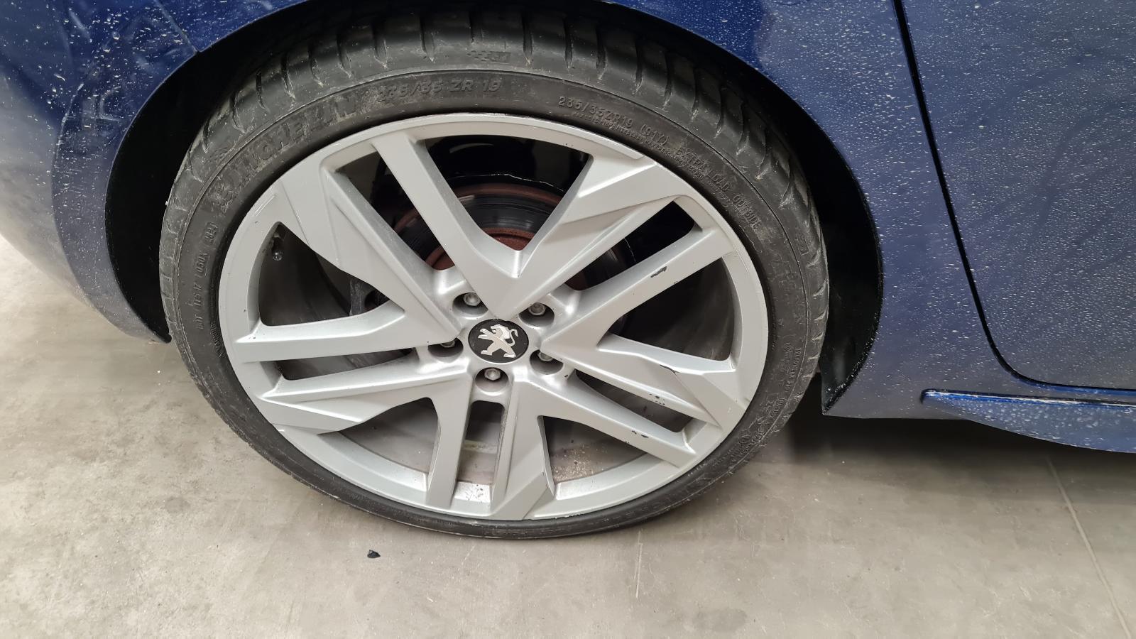 PEUGEOT 308 (T9) 308 (T9) 5DRS SEDAN GTI