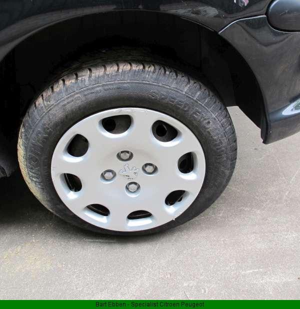 PEUGEOT 206 1.1 X LINE