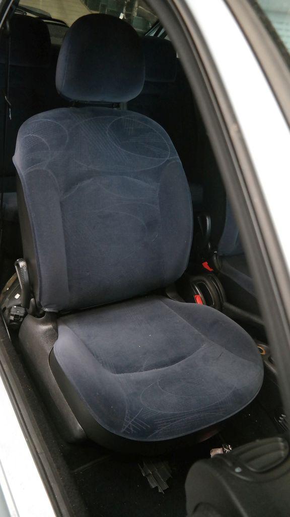 PEUGEOT 206 3 drs sedan