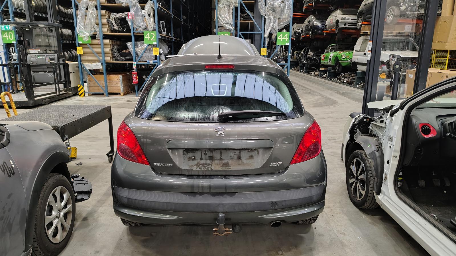 PEUGEOT 207 5DRS SEDAN