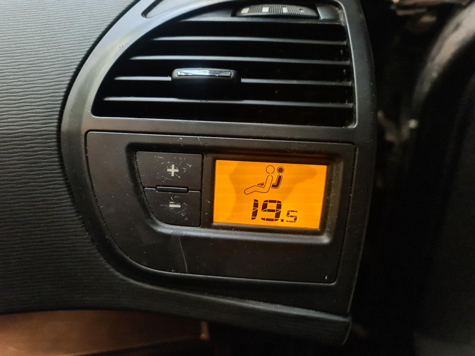 CITROEN C4 PICASSO FAMILIALE 5 PERSOONS