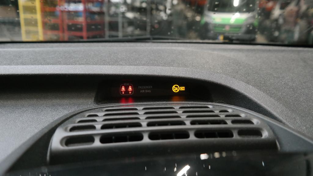 PEUGEOT 108 DECOUVRABLE