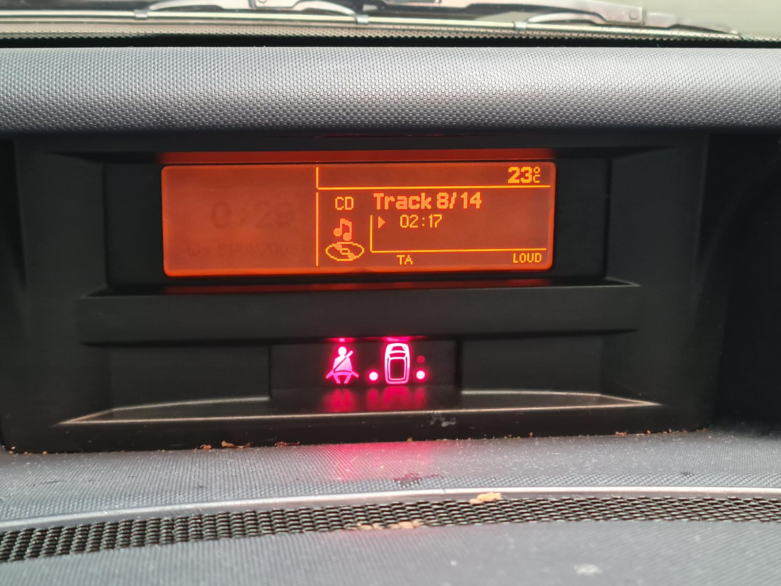 PEUGEOT 1007