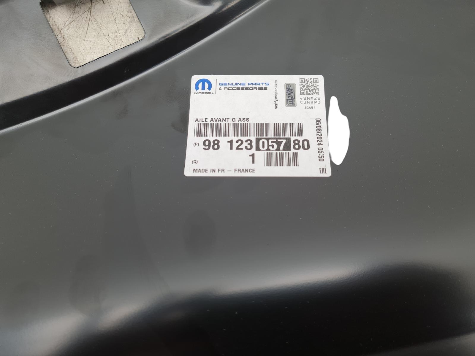 ONGESPOTEN ZWART A2 9812305780