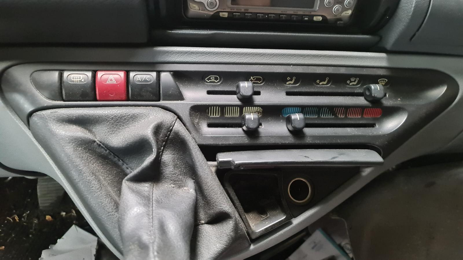 CITROEN JUMPY KORTE GESLOTEN BUS