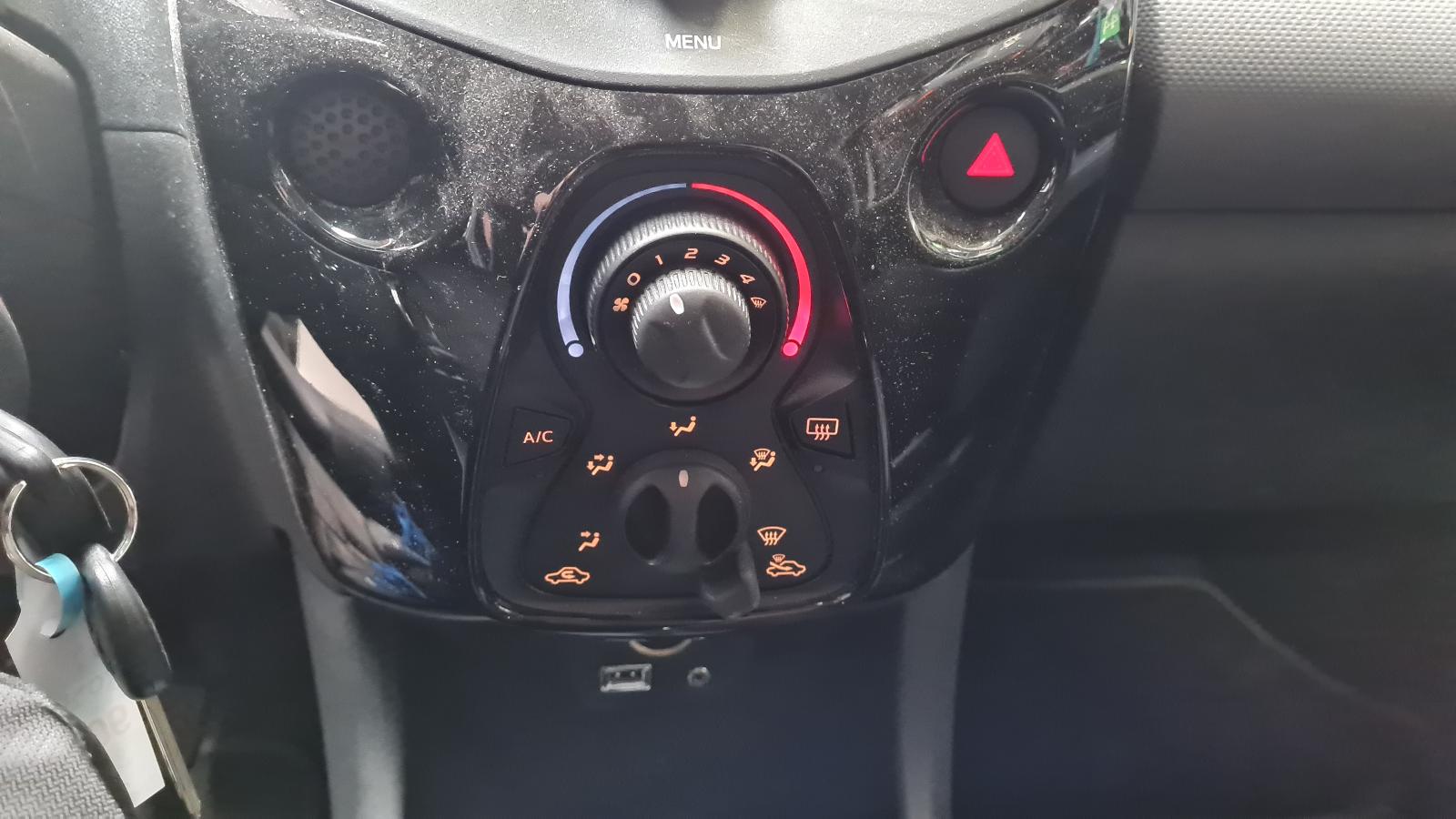 PEUGEOT 108 5DRS