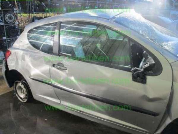PEUGEOT 207 1.4 VTI