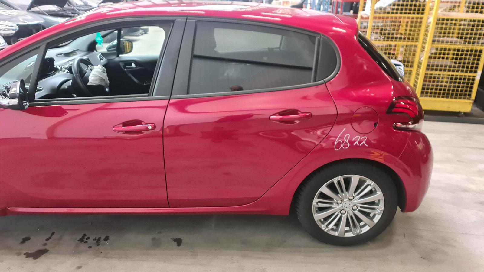 PEUGEOT 208 5DRS SEDAN