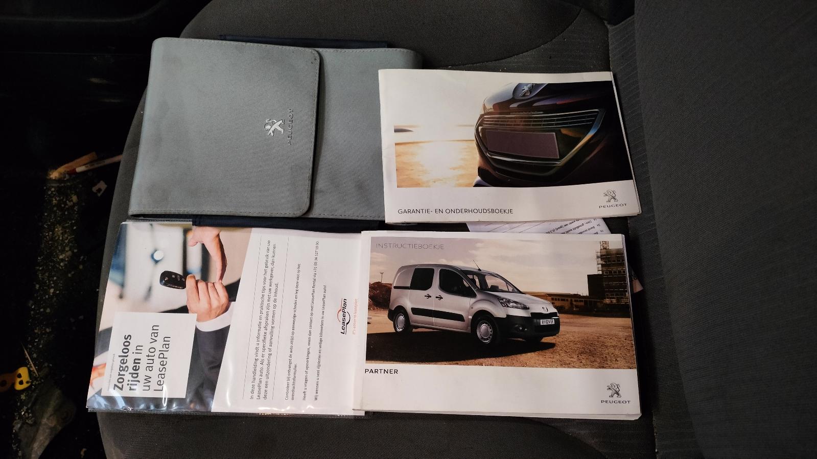 PEUGEOT PARTNER BESTELWAGEN B9