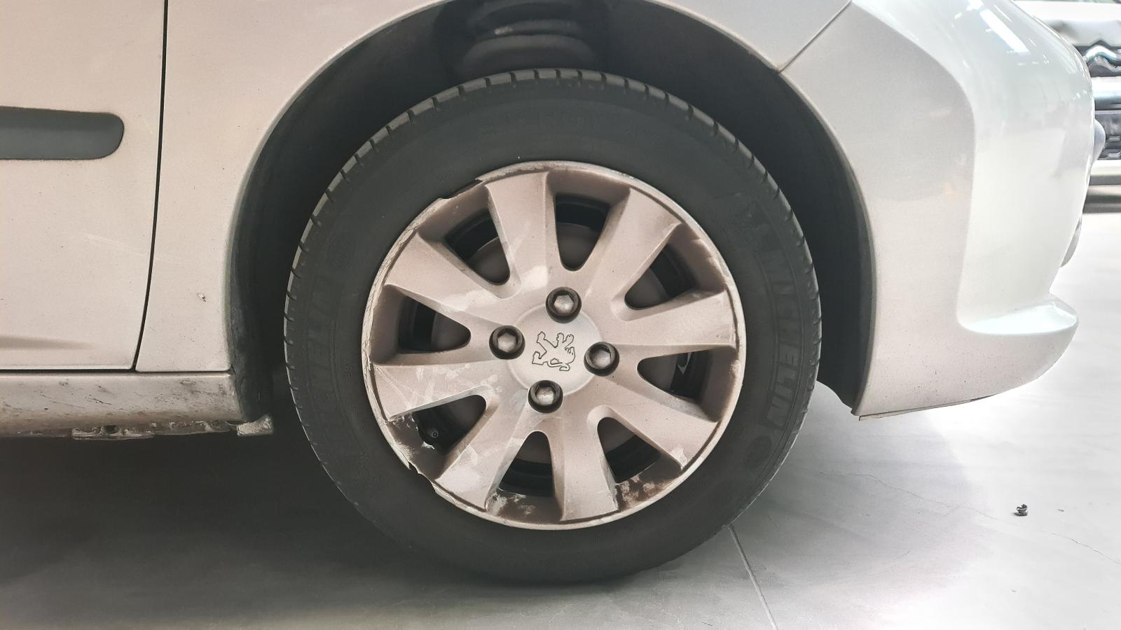PEUGEOT 207 5DRS BREAK