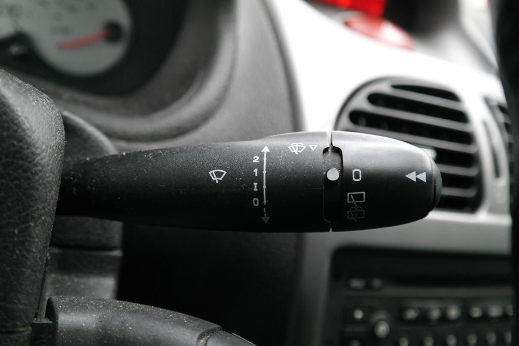 PEUGEOT 206 QUIKSILVER
