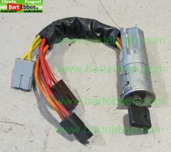 CONTACTSLOT 3 STEKKERS/ TYPE -TRANSPONDER SLEUTEL/ -7846/ ZIE 4162W2