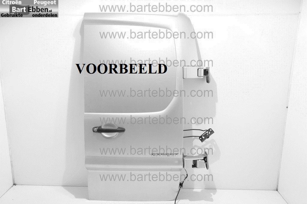 RECHTS ACHTER DEUR/ T3/ LAAG/ GEEN RUIT/ ZIE 8703A3