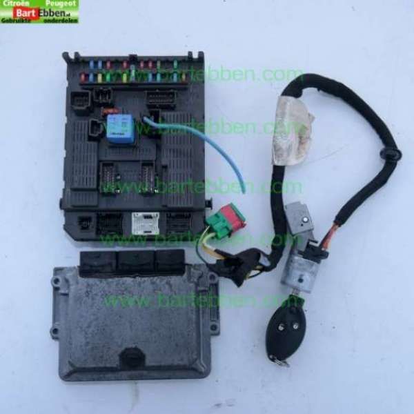 B 3.0 V6 24V XFW ES9J4S/ ECU BOSCH 0261207545 ME 74684 9648380380 ZIE 1938JX 194081/ +BSI ZIE 6580S4 6580S5
