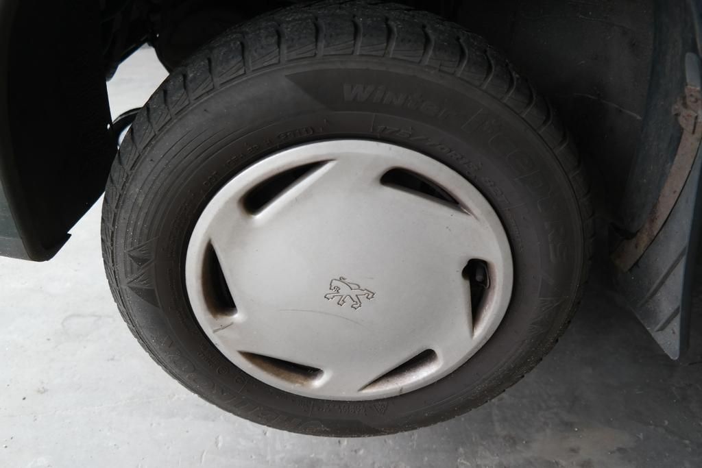 PEUGEOT 306 1.9 D