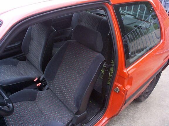 PEUGEOT 106 1.4 XT