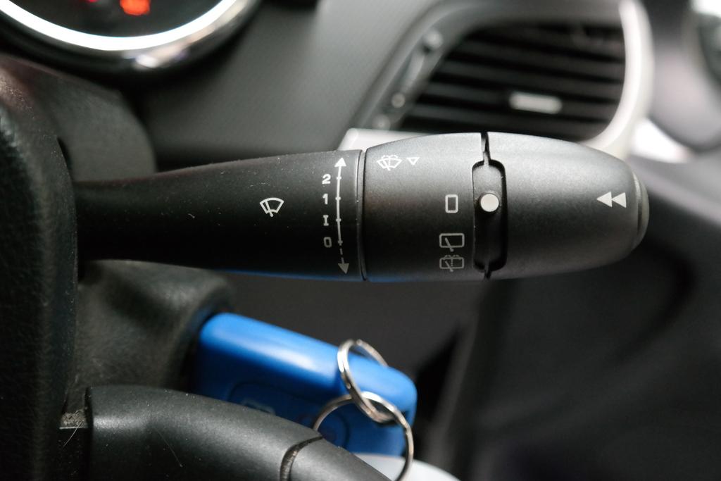 PEUGEOT 207 3 DEURS SEDAN