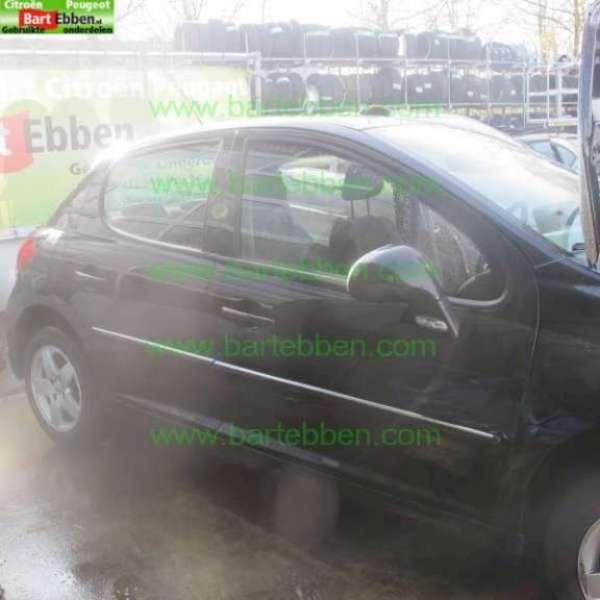 PEUGEOT 207 1.4 VTI