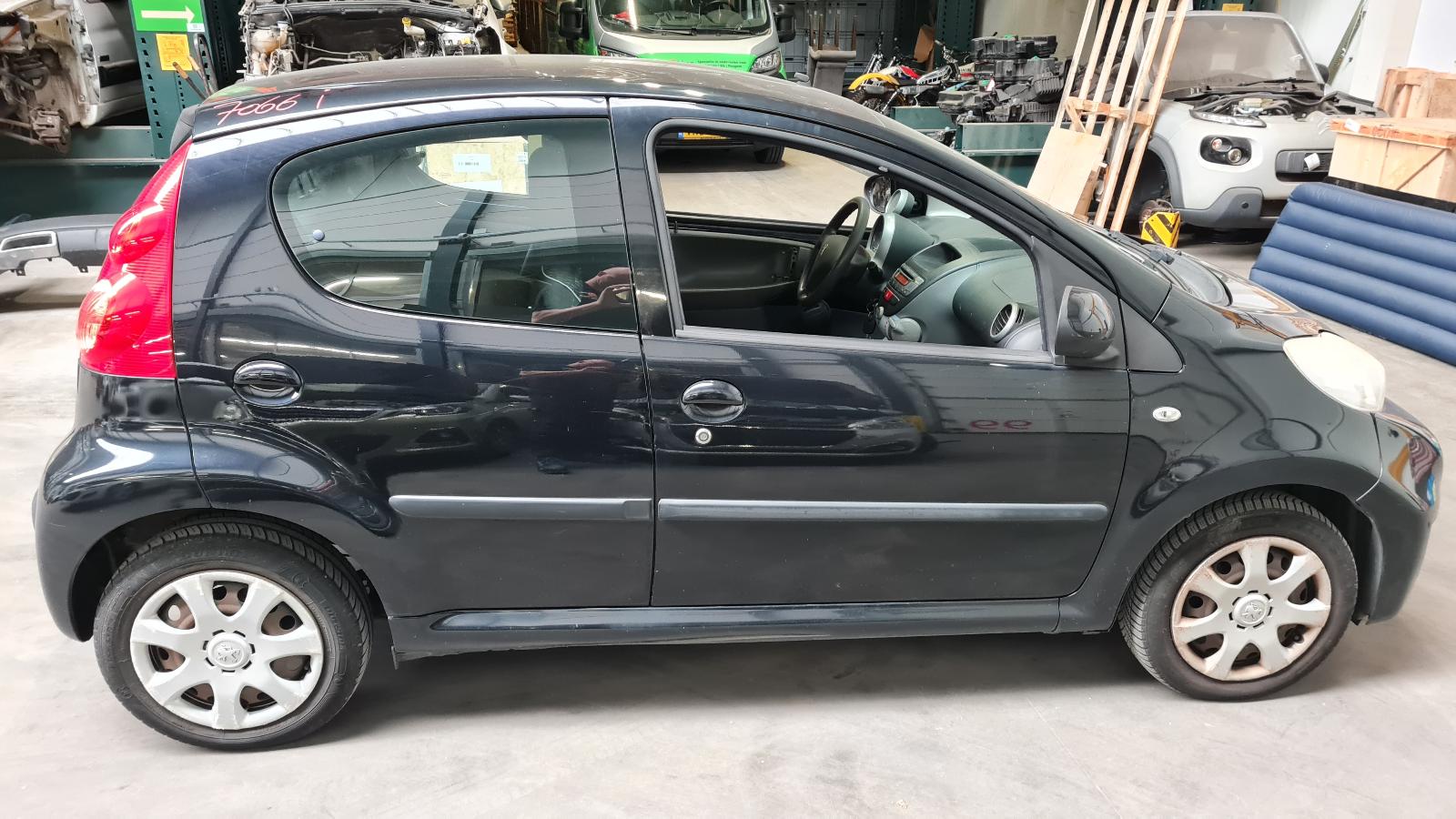 PEUGEOT 107 5DRS SEDAN
