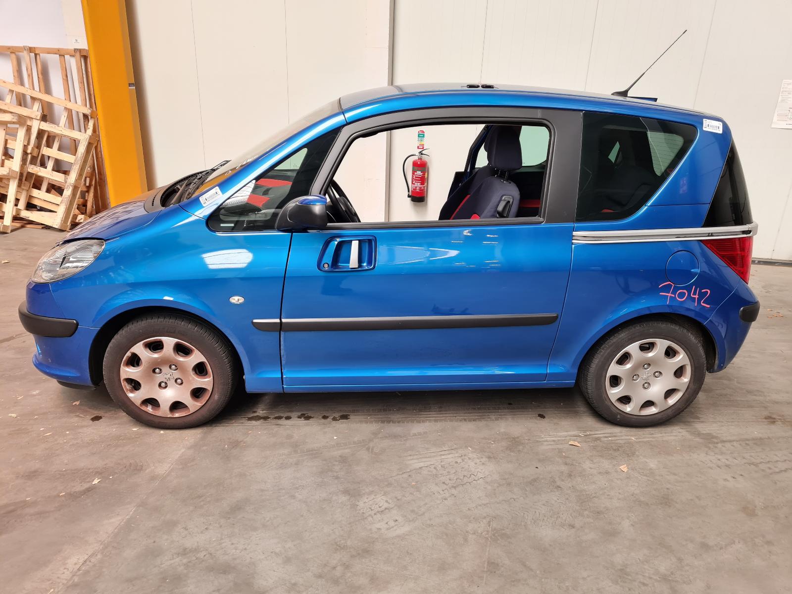 PEUGEOT 1007 PERSONEN AUTO 2 SCHUIFD