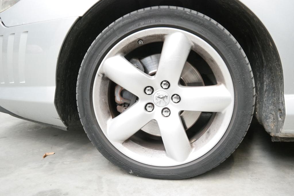 PEUGEOT 407 COUPE