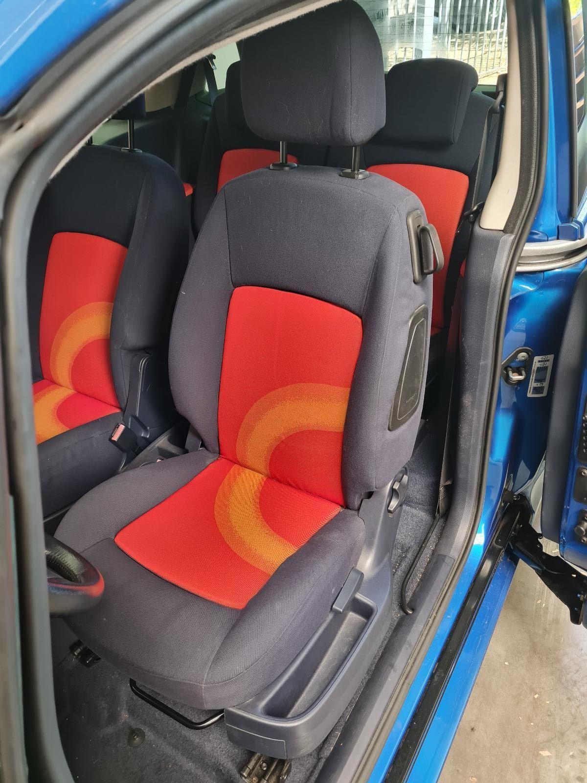 PEUGEOT 1007 PERSONEN AUTO 2 SCHUIFD