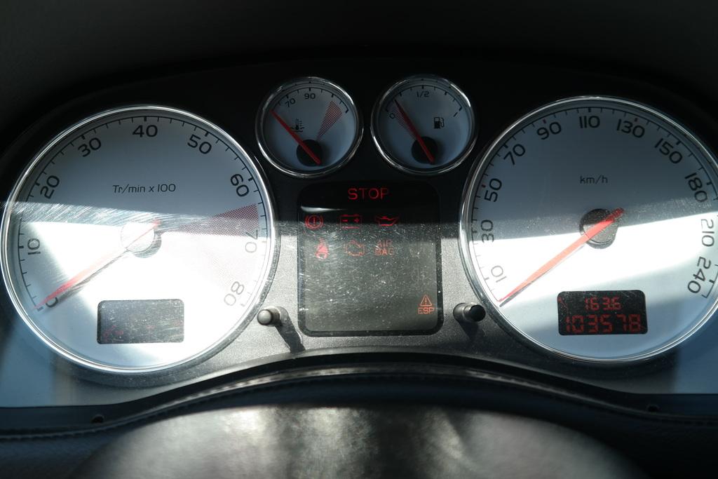 PEUGEOT 307 1.6 CABRIO