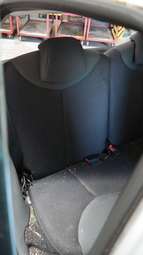PEUGEOT 107 SEDAN