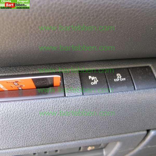 PEUGEOT 5008 RUIMTEWAGE