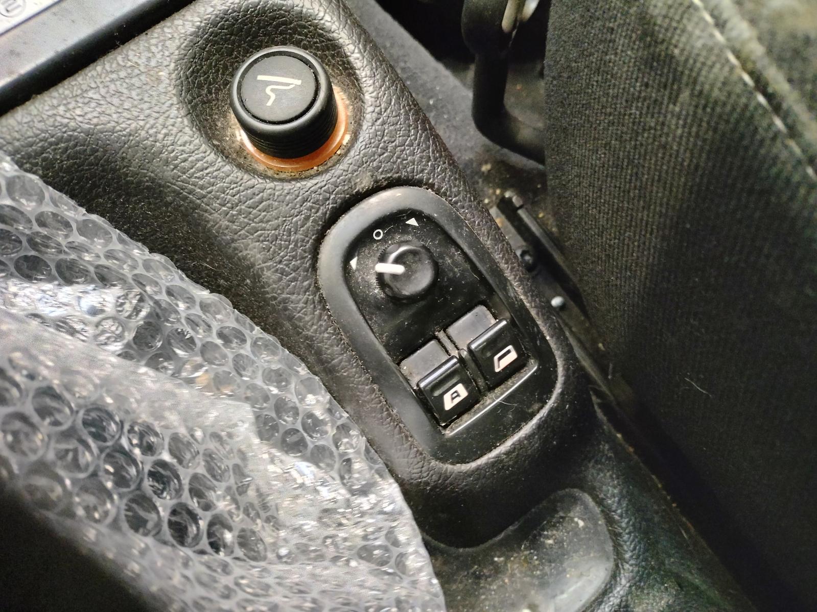 PEUGEOT 206 COUPE CABRIO