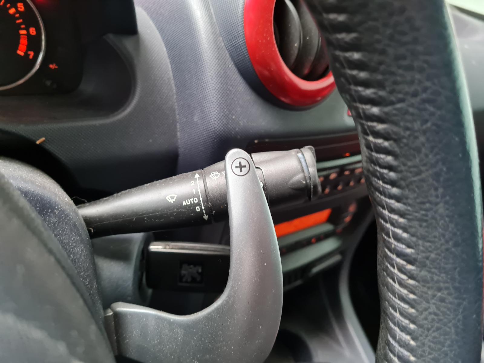 PEUGEOT 1007 PERSONEN AUTO 2 SCHUIFD