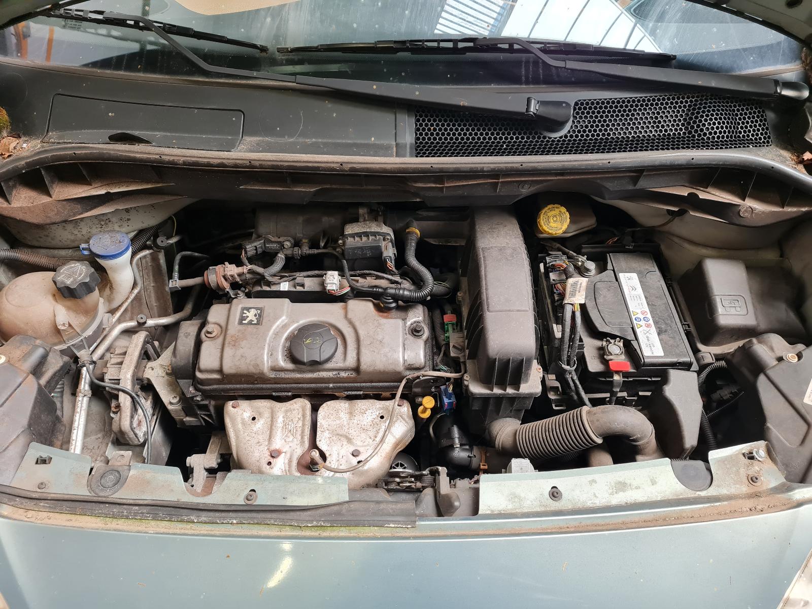 PEUGEOT 1007